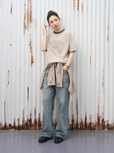 GOODLIVABLE 128oz 3D Cat-Belly Honeycomb Washed Distressed Denim Vintage Mid-Waist Spring Loose Straight-Leg Pants - Product Image 4