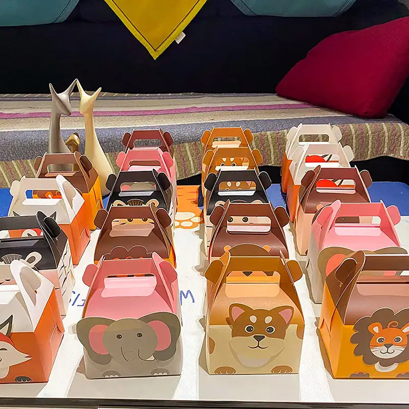 Simpatico tema animale confezione adorabile panda a forma di gatto scatola di cartone per regalo per bambini