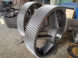 Fabricant de gros engrenages personnalisés Grand engrenage hélicoïdal FC20 en fonte grise pour l'usine de papeterie - Product Image 6