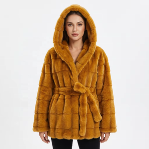 <span class=keywords><strong>Cappotto</strong></span> Invernale da <span class=keywords><strong>Donna</strong></span> Zeyu Luxury in Finta Pelliccia Ecologica <span class=keywords><strong>Giallo</strong></span> Senape Intrecciato Monopetto con Cappuccio Morbido e Peluche, con Cintura in Vita - Product Image 2
