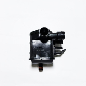 Separador de agua y aceite para Porsche Carrera 911 99710703800, pieza de repuesto del filtro de combustible - Product Image 2
