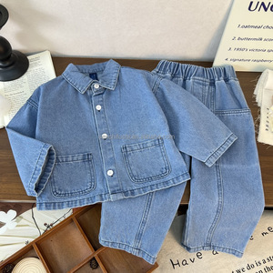 D631 남아용 소프트 쉘 단색 카우보이 슈트 가을/겨울 2026 신상 패션 캐주얼 재킷 + 조거 팬츠 투피스 세트 - Product Image 1