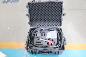 Machine de nettoyage au laser à fibre pulsée portable pour valises et bagages, 100W, 200W, 300W, pour éliminer la rouille, la peinture, les taches d'huile, la poussière - Product Image 5