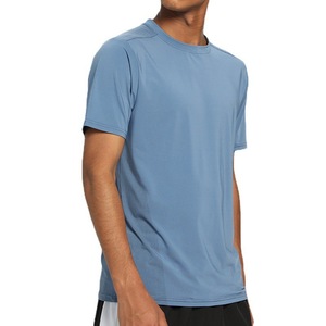 Maglia Sportiva da Uomo Activewear in Nylon per Allenamento Corsa Fitness Palestra Leggera ed Elastica - Product Image 4