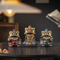 16X12CM S2 Tendance nationale Figurine de lion dansant pour le thé, objet décoratif en céramique créative, petit lion mignon pour attirer la richesse à la maison