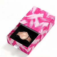 Boîtes cadeaux de luxe haut de gamme pour montres pour femmes, personnalisables OEM/ODM avec logo, gaufrage, pelliculage mat, doublure en éponge, fermeture magnétique et ruban.