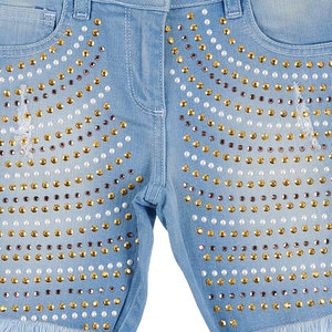 Shorts décontractés entièrement personnalisables, taille mi-haute, en toile respirante, séchage rapide, fermeture boutonnée, logo personnalisé sur le devant, haute qualité, coupe classique - Product Image 3