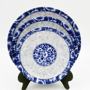 <span class=keywords><strong>Platos</strong></span> <span class=keywords><strong>de</strong></span> Servir <span class=keywords><strong>de</strong></span> <span class=keywords><strong>Melamina</strong></span> con Diseño Inspirado en la Porcelana Azul y Blanca China con Motivo Floral Ornamentado - Product Image 5