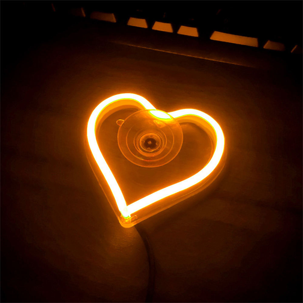 สีเหลืองอำพัน