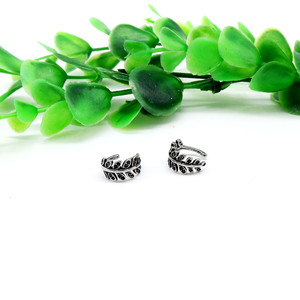 yunnique Fashionable Women's Titanium Steel Leaf <b>Cuff</b> Earrings Imitation Thai <b>Silver</b> Vintage Non Pierced <b>Ear</b> Clips - Product Image 4