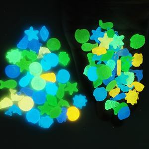 12 Soorten Lichtgevende Kleine Plastic Zeedieren Diy Aquarium Decoraties Met Dolfijnschelp Zeester Walvis Lichtgevende Vissen - Product Image 3