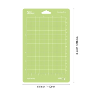 Diylobby Vert Standardgrip Craft Mini <span class=keywords><strong>Tapis</strong></span> <span class=keywords><strong>de</strong></span> Coupe pour <span class=keywords><strong>Cricut</strong></span> <span class=keywords><strong>Joy</strong></span> 4.5x6.5 inch 3 Pack <span class=keywords><strong>Tapis</strong></span> <span class=keywords><strong>de</strong></span> Coupe - Product Image 5