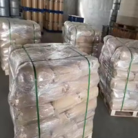 Aide au traitement des plastiques : Erucamide 99% pour le moulage par injection, le film soufflé et les matériaux d'emballage