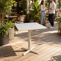 Table carrée moderne en acier au carbone pour cour intérieure et extérieure, idéale pour la salle à manger et comme mobilier de café