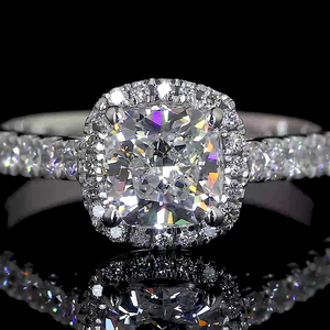 แหวนเพชรรัศมี14K ที่โตขึ้นในแล็บทองคำมีความคมชัด VVS2กะรัต IGI ได้รับการรับรองว่ามีประกายเพชร3.76กะรัตและสายหินทรงกลม - Product Image 3