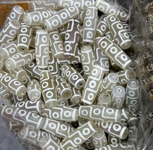 GemYa Wholesalen티베트 Dzi 비즈 흰색 마노 보석 만들기 타원형 우아하고 세심한 티베트 Dzi 비즈 - Product Image 3