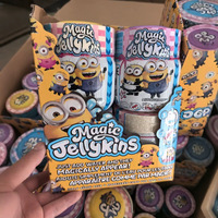 Spinmaster Minion Magic Can Magic Shaker Can Blind Box 14 ans et plus Cadeau d'anniversaire surprise
