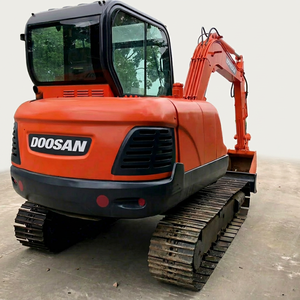 รถขุดตีนตะขาบ Doosan DX140W DH60 ซีรีส์ 6 ตัน ปี 2013 มือสอง พร้อมมอเตอร์และปั๊ม ราคาถูก - Product Image 1