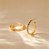 Boucles d'oreilles pendantes en cuivre plaqué or 18 carats, forme C torsadée, zircon multicolore, délicates et tendance, cadeau pour femme