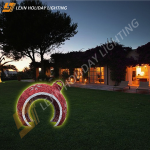 Venta caliente Impermeable 3D LED bola dorada motivo luces para la decoración de la calle al aire libre - Product Image 6