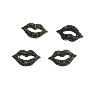 Mode Bracelet En Acier Inoxydable Bracelet Charmes En Gros Cuivre Lèvres Micro Pave CZ Cubique Zircone <span class=keywords><strong>Montre</strong></span> Bijoux charme - Product Image 1