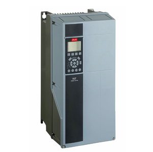 11KW 15 380-480 VAC IP55 Type 1 Classe RFI (C3), Sans option de découpe, Sans option de connexion au réseau, Sans option A, Sans option B, Non revêtu - Product Image 6