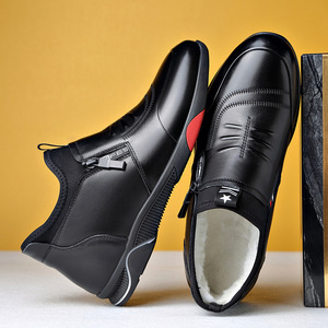 Bottes d'hiver pour hommes en cuir véritable, bout rond, doublure en fourrure, semelle en caoutchouc antidérapante, bottes chaudes pour la neige - Product Image 3