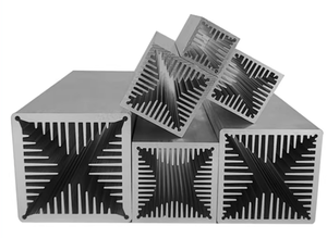 Profilo Dissipatore di Calore Estruso 70x70x100mm |   Alluminio 6063-T5 |   Raffreddamento ad Aria Forzata |   0.15 ℃ Resistenza Termica /W - Product Image 5