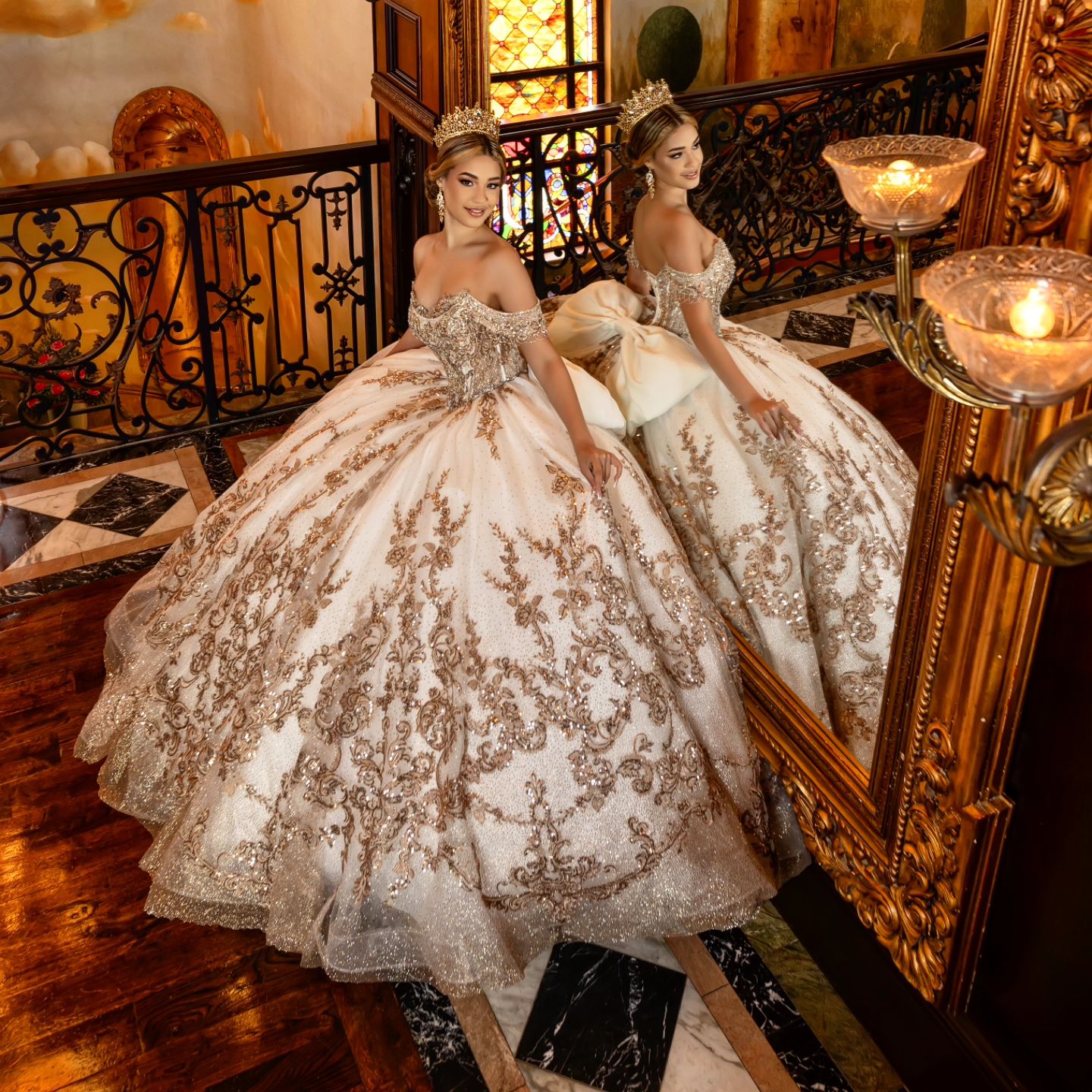 Wholesale Sweetheart Quince Dress Champagne Quince Dress Luxury Evening Weet 16 Vestidos de 15 Anos Customized Ball Gown,2 Pieces