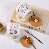 Ensemble chauffe-tasse de Noël avec boîte cadeau et sac, tasse en céramique, couvercle en bois, cuillère – Cadeau de fêtes mignon pour la famille et les amis (vente en gros)