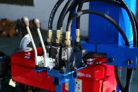 Machine de forage rotative minière 220V 380V pour puits d'eau, avec réservoir sous pression, moteur à engrenages et composants essentiels de roulement