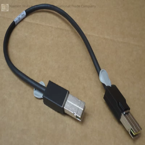 Cable de Apilamiento de Alta Velocidad Leoni L45593-e101-d5 de 0.5m, Negro, Nuevo, Original, en Stock, para Automatización Industrial - Product Image 1