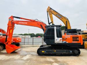 Excavadora Hitachi ZX200 Modelo 2023 en Buen Estado, Motor Isuzu de 110kW, Excelente Capacidad de Excavación, Motor y Caja de Cambios Incluidos - Product Image 5