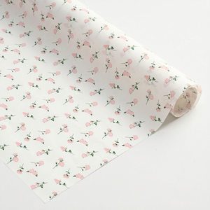 Papel de seda con estampado floral de rosas para empaque de ropa, accesorios y flores, varios estilos disponibles en stock. - Product Image 1