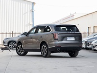 Nouveau Jetour X70L 2025, SUV familial 7 places, feux LED gauche, jantes R19, moteur turbo, transmission automatique, sièges électriques, vue 360° à l'arrière