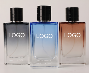 Parfum pour homme en promotion – Tenue longue durée, fragrance boisée et fruitée, pour des rendez-vous passionnés et émouvants – Format voyage bleu en spray - Product Image 1