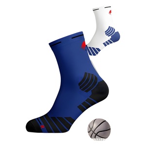 Chaussettes de basket-ball professionnelles pour hommes et femmes, chaussettes de sport athlétiques avec semelle antidérapante, design bicolore bleu et blanc 9008 - Product Image 1