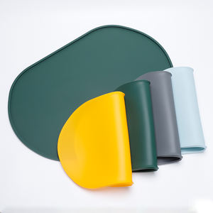 Food Grade Siliconen Voermat Voor Huisdieren Met Opstaande Rand, Lekvrij Ontwerp Voor Gebruik Binnenshuis, Aangepaste Maten En Logo Beschikbaar - Product Image 6