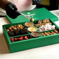 Boîte à gâteaux, boîte à biscuits, boîte à desserts, boîte à desserts personnalisée, plateau en papier, boîte à trempette, boîte de traiteur, boîte de fête