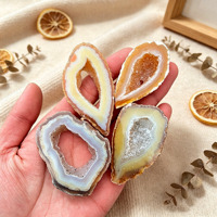 Tranche de géode d'agate naturelle en gros, plaque de géode d'agate rayée brute, tranche de géode de cristal pour la décoration intérieure et les cadeaux