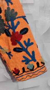 Veste longue en tissu Suzani tie-dye, attrayante, brodée à la main, pour femmes, style bohème, gypsy, festival, printemps. - Product Image 5