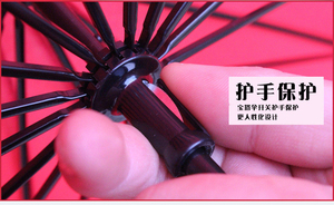 22-Inch Beige Pagodevormige Paraplu Handmatige Bediening Relatiegeschenken Handopen Ontwerp Buiten Parasol Recht 190T Pongee - Product Image 3