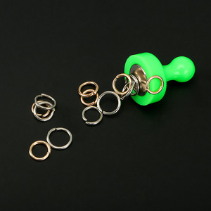 Anillo metálico abierto chapado en hierro con eslabón móvil para fabricación de anillos, componentes para joyería. - Product Image 1