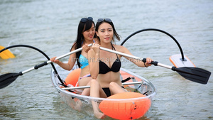 Kayak de Policarbonato Transparente con Sistema de Equilibrio con Estabilizadores - Product Image 2