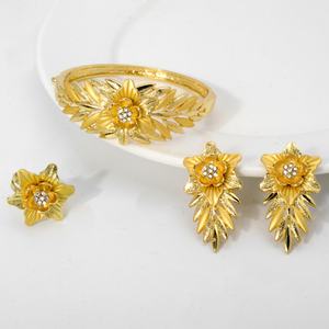 Conjunto de Joyería Nupcial Vintage de Circonia Africana para Mujer, Collar y Pulsera con Flores Redondas, Chapado en Oro de 14K, para Boda, Compromiso, Fiesta - Product Image 5