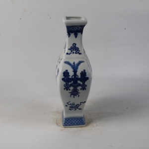 Jarrón de Porcelana Azul y Blanca Pintado a Mano de Jingdezhen con Patrón Antiguo Bogu, Adorno Decorativo para el Hogar, Regalo - Product Image 4