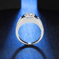 Usine En Gros 1Carat Solitaire Moissanite Anneaux Diamant D Couleur 925 Sterling Silver Personnalisé Or Blanc Fiançailles Hommes Anneaux