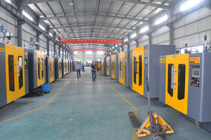 Prix de la machine de soufflage par extrusion à grande vitesse pour fûts à huile en <span class=keywords><strong>plastique</strong></span> HDPE de 5 <span class=keywords><strong>litres</strong></span> - Product Image 3