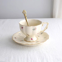 Set Kopi Bone China Motif Bunga Mawar, Set Teh Porselen Inggris, Teko Keramik, Wadah Krim, Wadah Gula, Perlengkapan Minum Teh, Teko, Cangkir Kopi, Mug Kopi