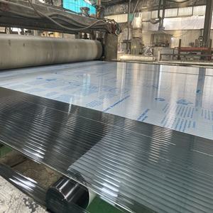 Rollos de láminas de plástico de <span class=keywords><strong>policarbonato</strong></span> hueco flexible Protección UV Resistente al fuego Garantía de 10 años para aplicaciones de <span class=keywords><strong>techo</strong></span> - Product Image 2